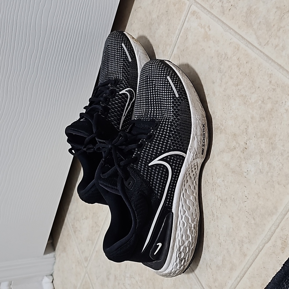 Nike Zoom X Invincible Run 2